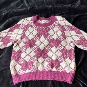 Elegant Argyle Knit Sweater in Pink and Cream